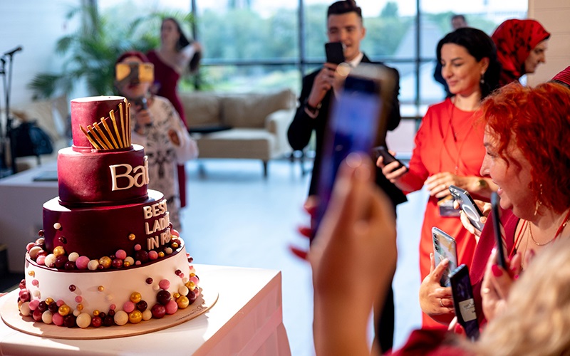 Розыгрыш призов, вручение специальной премии от Наилят Джалиловой и бомбический торт