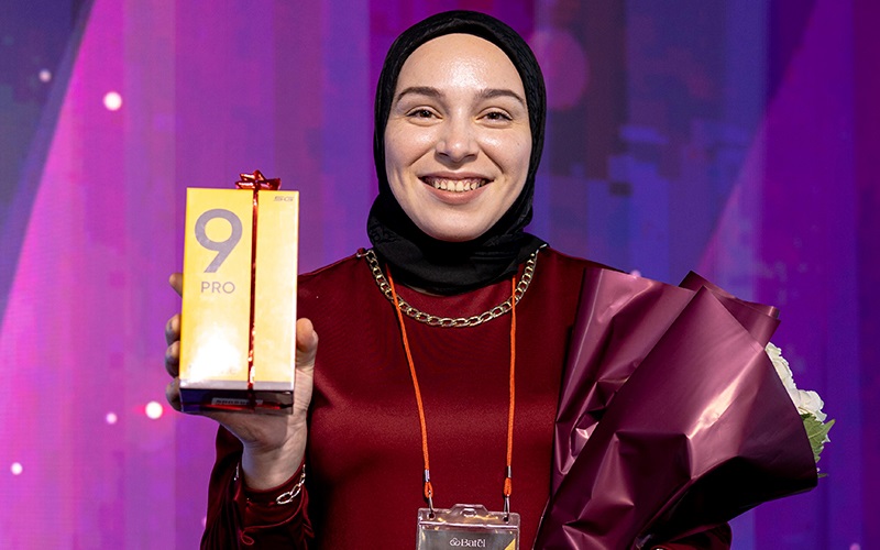 Розыгрыш призов, вручение специальной премии от Наилят Джалиловой и бомбический торт